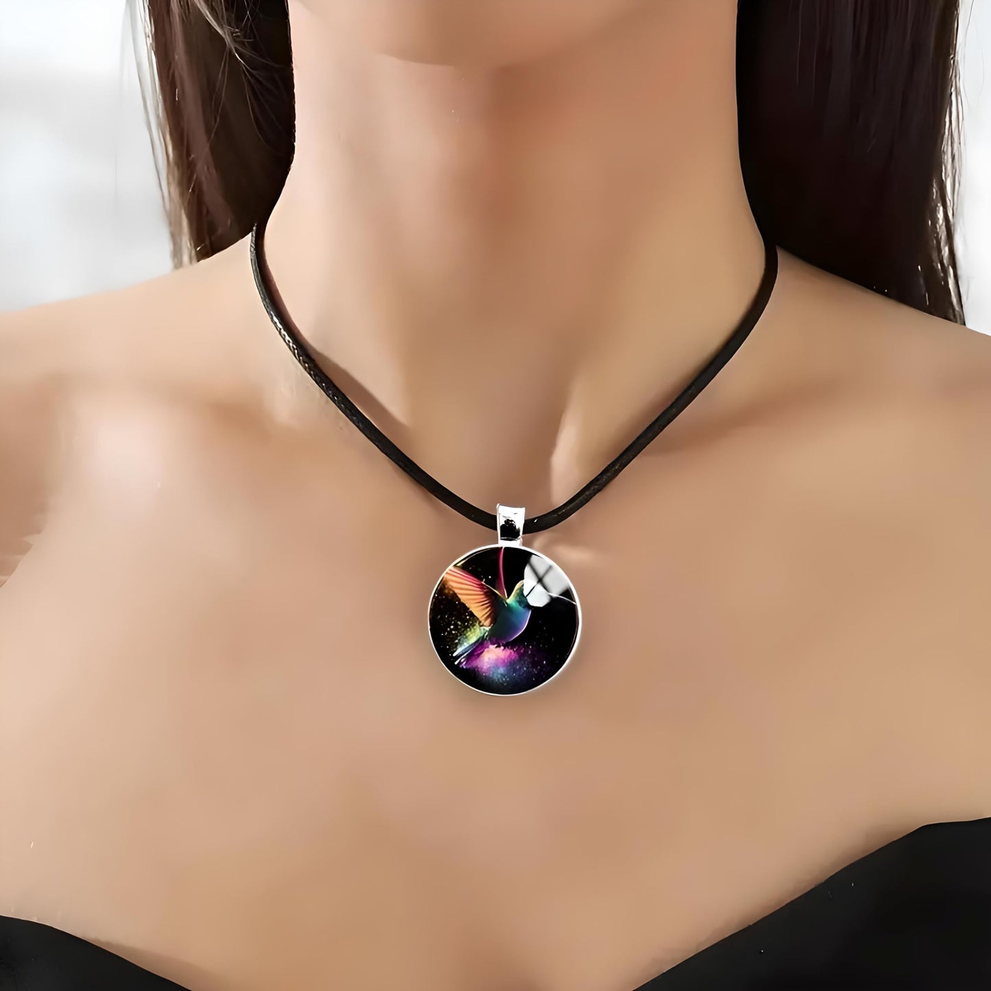 SUPAC Stunning Hummingbird Pendant Necklace - Two Humming Birds Searching for Flower - Fashionable Alloy Jewelry with Delicate Details - Birthday, Party, Gift Idea for Her