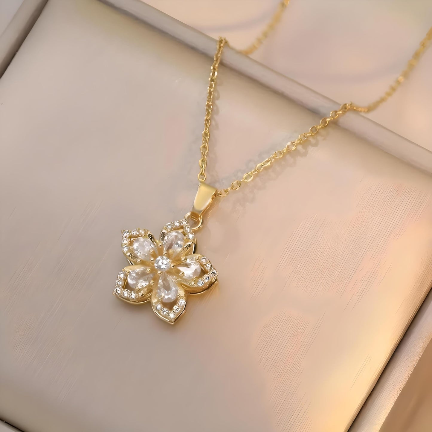 SUPAC Exquisite 360° Rotatable White Blossom Pendant Necklace - Fashion Decompression Jewelry with Adjustable Chain - Birthday Gift for Women, Lovers, Friends, and Family