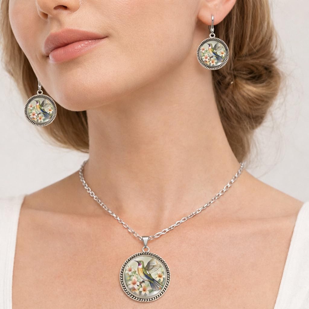 SUPAC Stunning Hummingbird Pendant Necklace - Two Humming Birds Searching for Flower - Fashionable Alloy Jewelry with Delicate Details - Birthday, Party, Gift Idea for Her