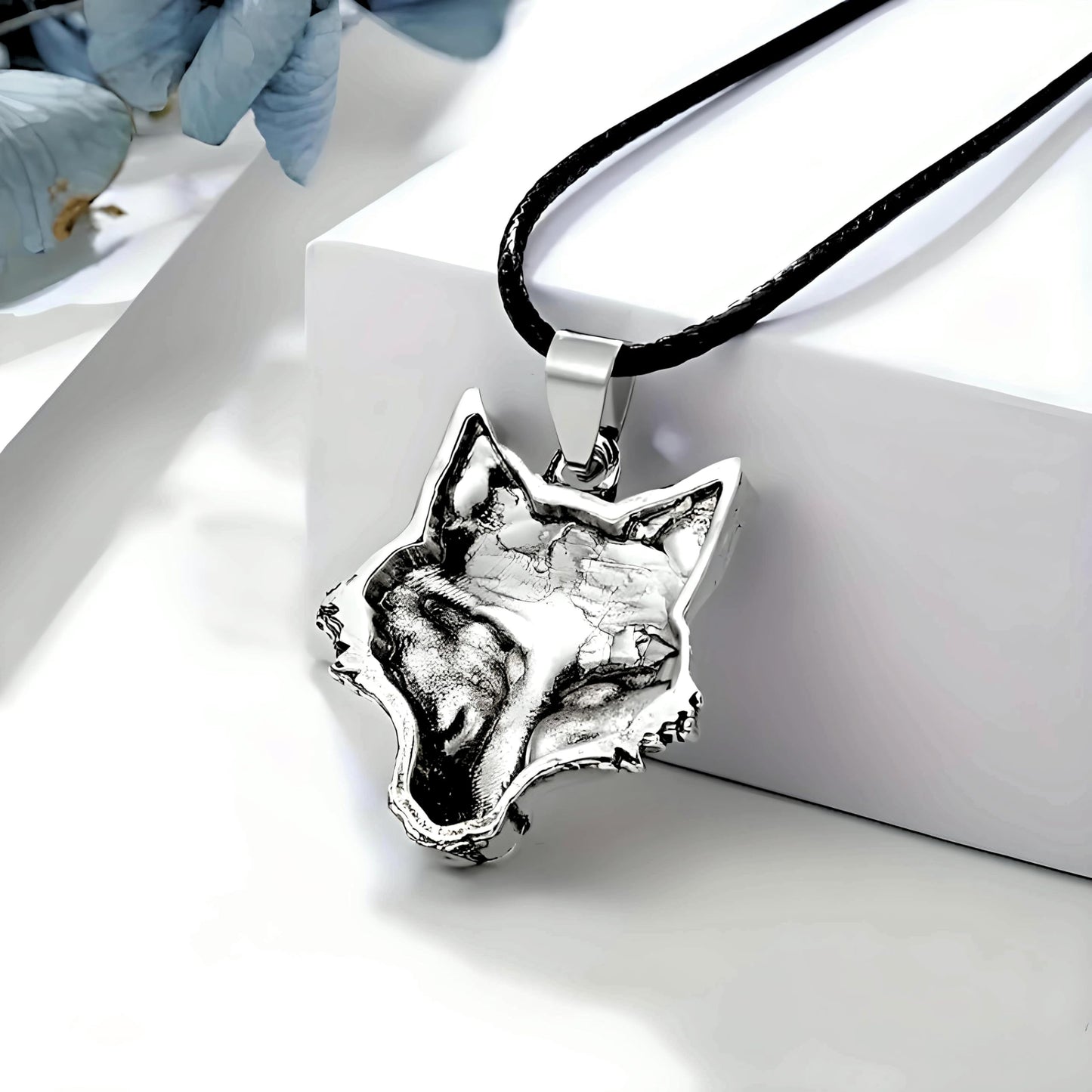 SUPAC Mountain Sunset Stained Glass Art Keychain, Nature Scene Design, Round Pendant (Wolf Hug)