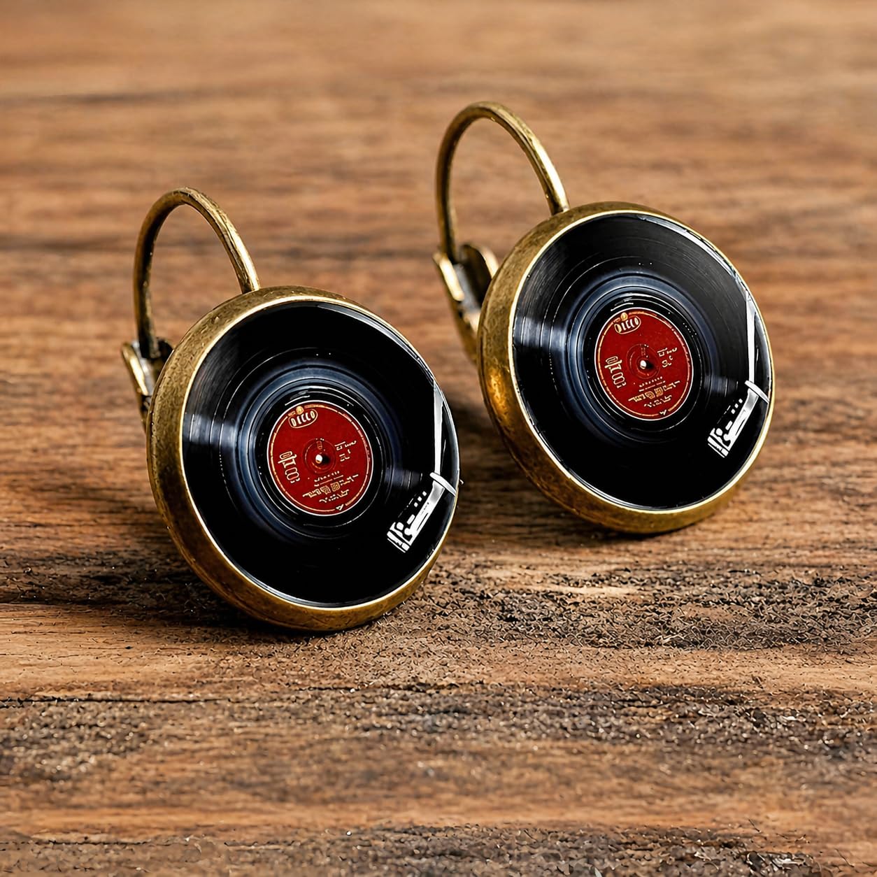 SUPAC Unique Music Record Pendant Necklace - Avant-Garde Fashion Accessory, Eye-Catching Design for Men and Women - Birthday, Christmas Gift or Personalized Jewelry