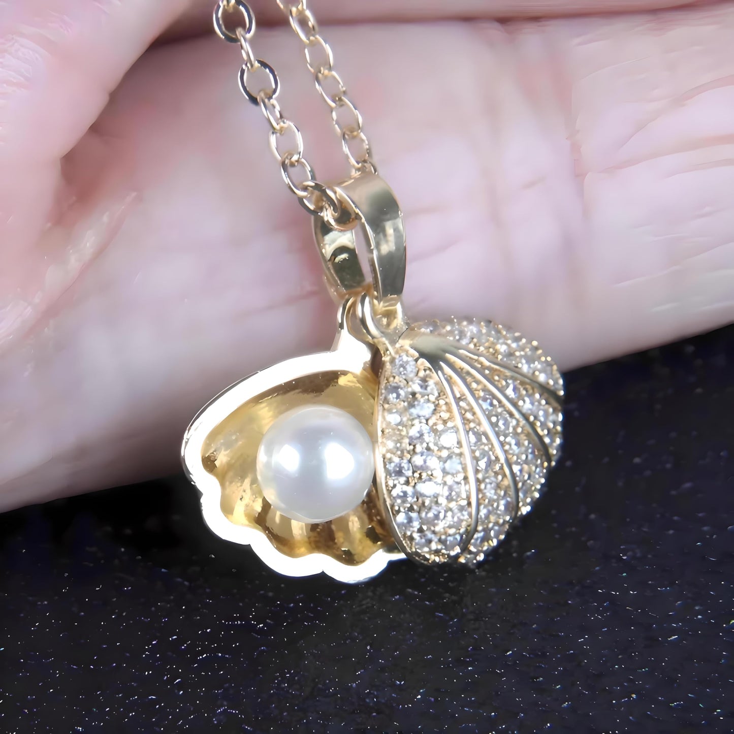 Crystal Shell Pearl Pendant Necklace, 18 Inch Chain with 2 Inch Extender, Silver