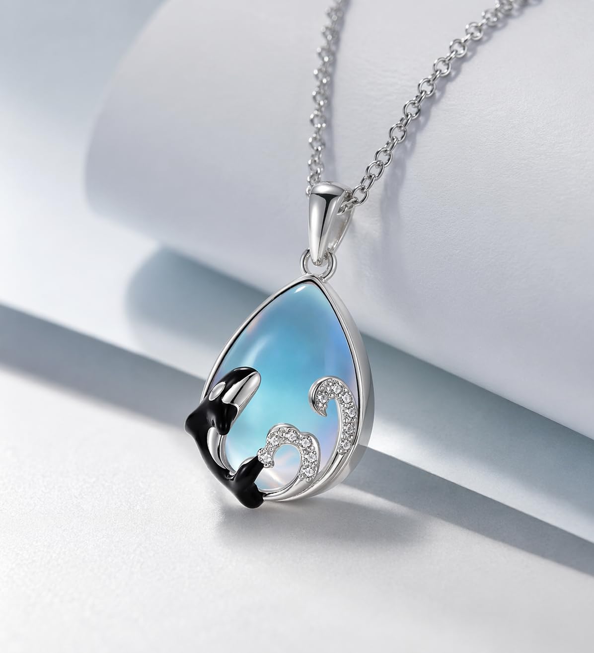 SUPAC Stainless Steel Silver Killer Whale Orca Whale Pendant Necklace, Black and Silver, Shamu Gift