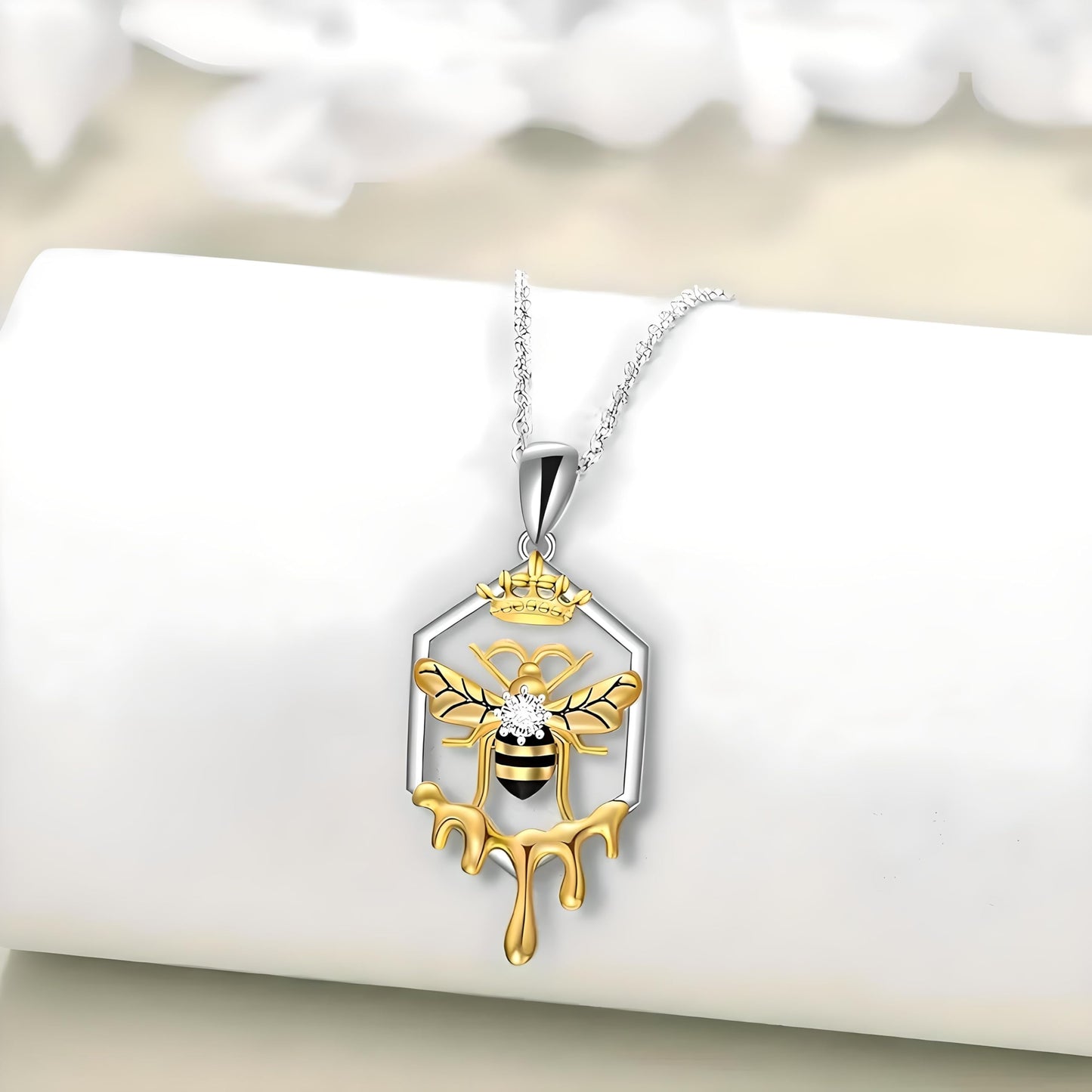 SUPAC You Are My Sunshine Sunflower and Bumble Bee Heart Pendant Necklace for Women, Dainty Jewelry, Birthday or Christmas Gift