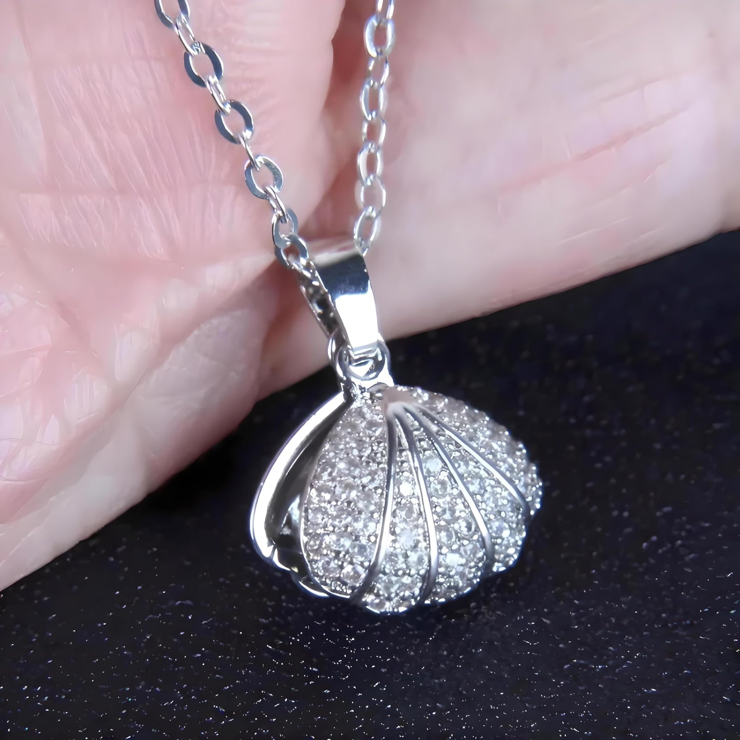 Crystal Shell Pearl Pendant Necklace, 18 Inch Chain with 2 Inch Extender, Silver