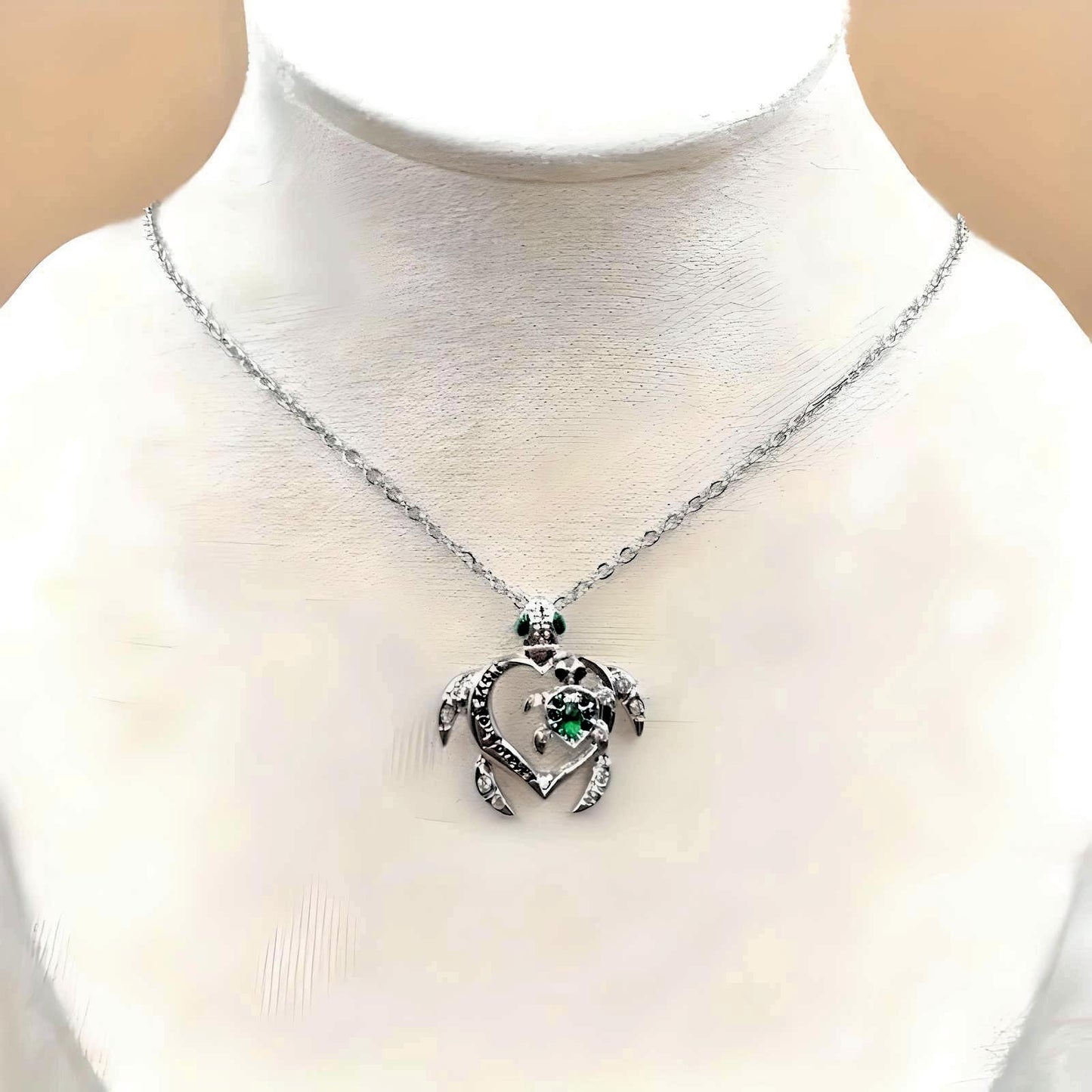 SUPAC Cute Green Turtle Mother Pendant Necklace, Animal Jewelry, Christmas or Birthday Gift