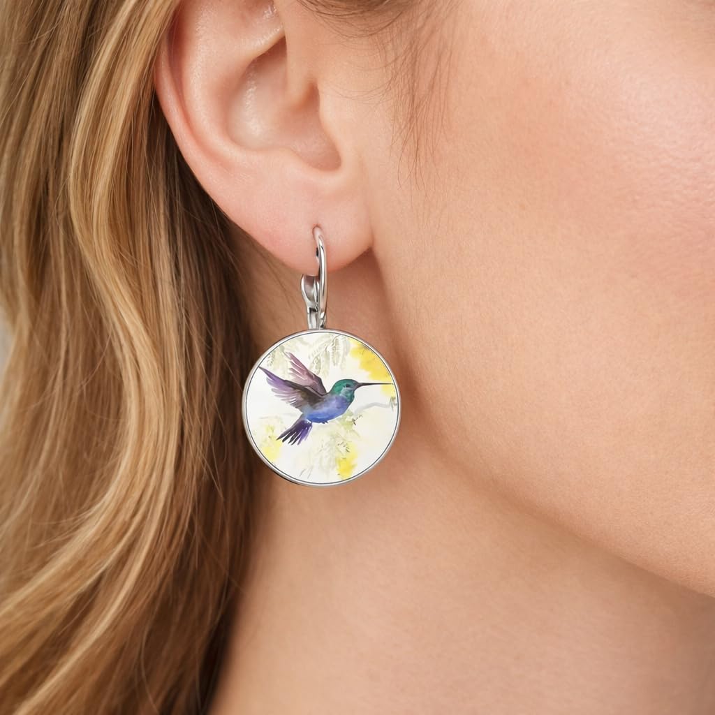 SUPAC Stunning Hummingbird Pendant Necklace - Two Humming Birds Searching for Flower - Fashionable Alloy Jewelry with Delicate Details - Birthday, Party, Gift Idea for Her