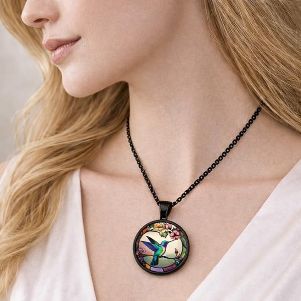 SUPAC Stunning Hummingbird Pendant Necklace - Two Humming Birds Searching for Flower - Fashionable Alloy Jewelry with Delicate Details - Birthday, Party, Gift Idea for Her