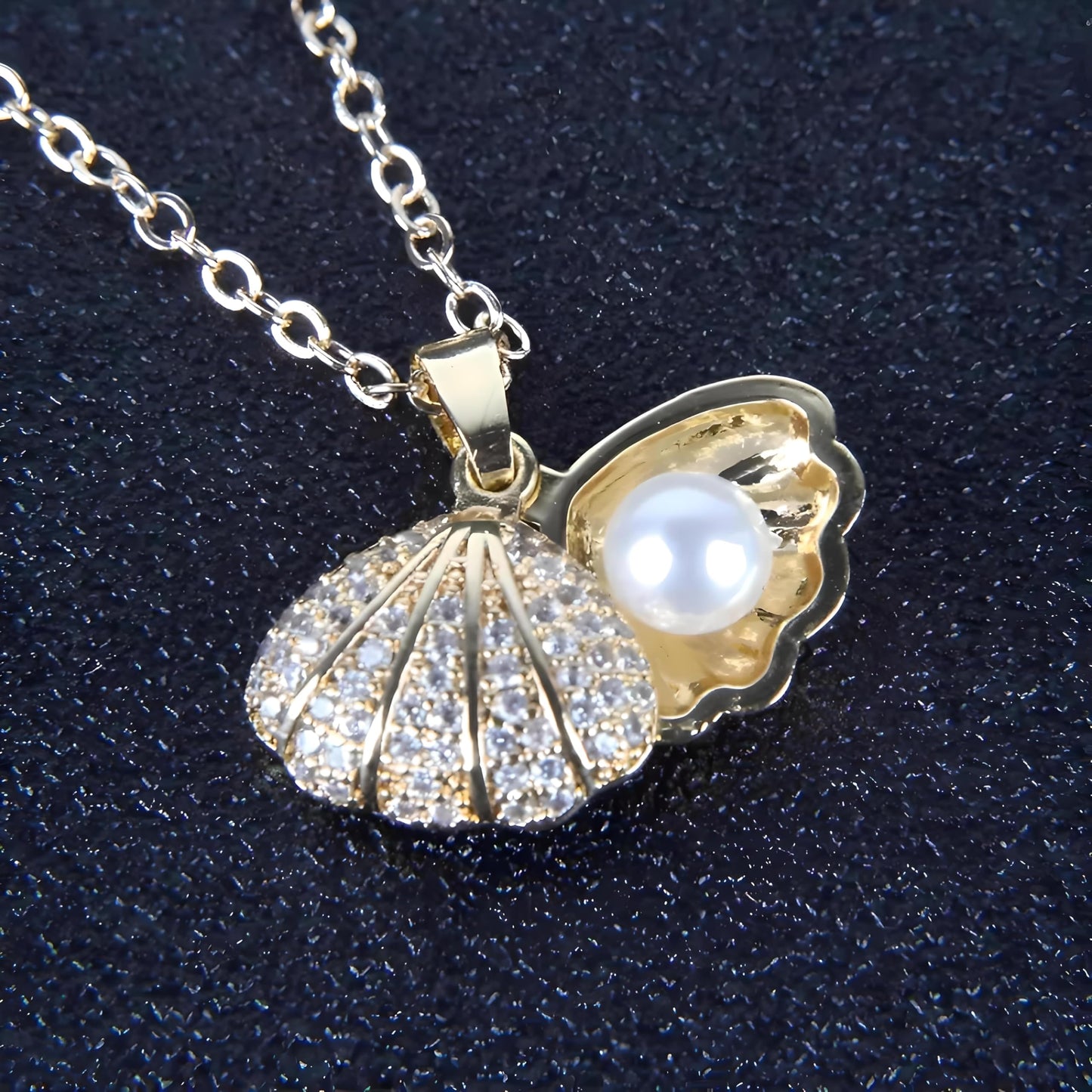 Crystal Shell Pearl Pendant Necklace, 18 Inch Chain with 2 Inch Extender, Silver