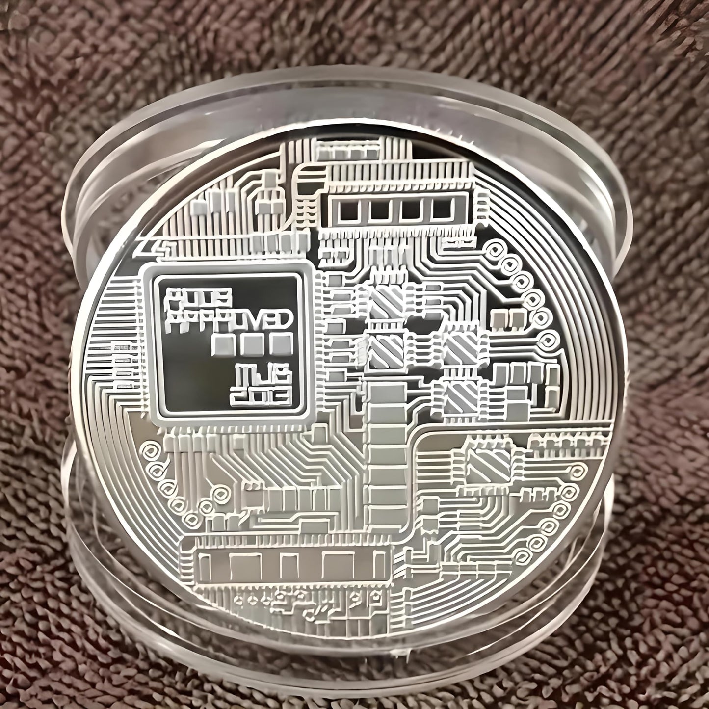 Silver-Plated Bitcoin Collectible Coin - Round Commemorative Bitcoin Replica for Collectors